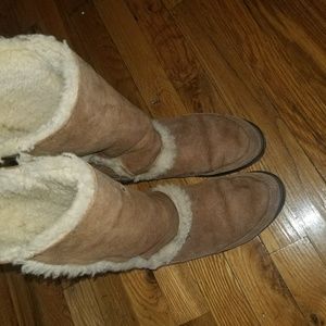 Ugg sunburst